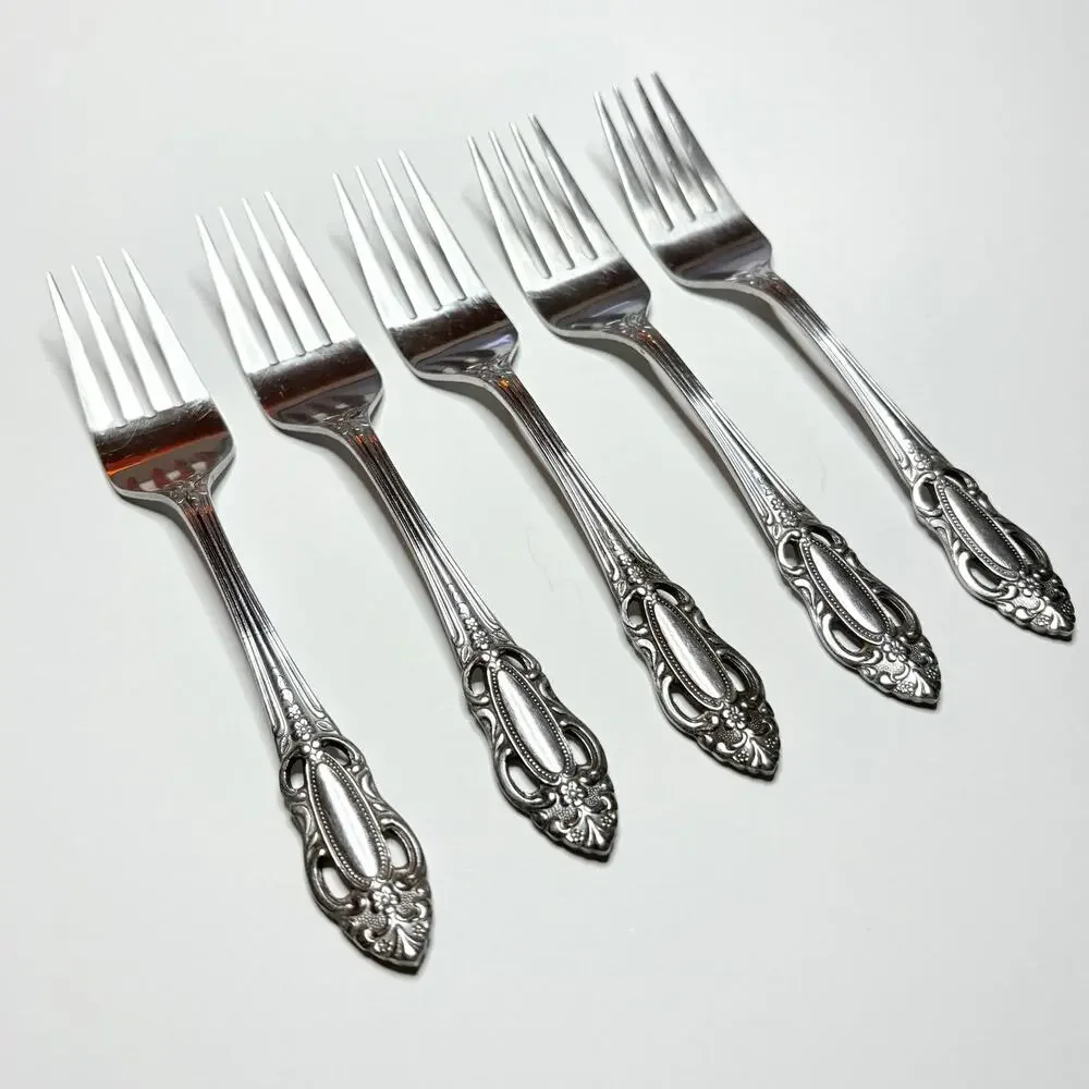 Vintage United Silver Co Artistic Rose Salad Fork 6-3/8